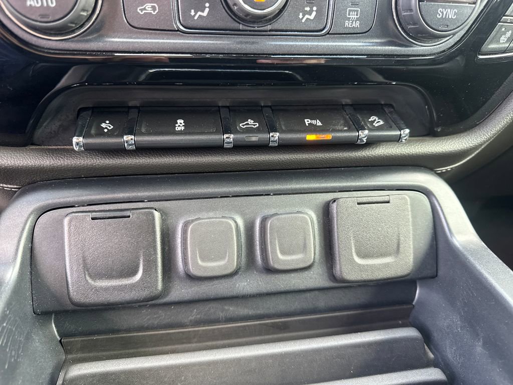 Used 2018 Chevrolet Silverado 1500 LTZ Z71 w/ LTZ Plus Package AWD/4WD image 46