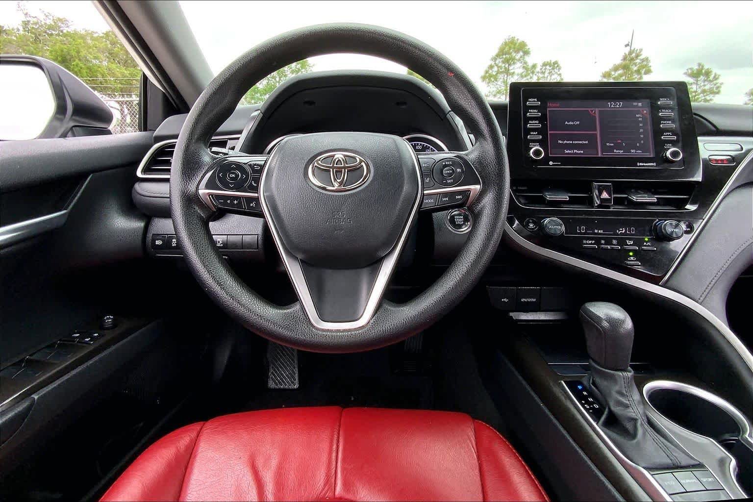 Used 2023 Toyota Camry LE w/ Convenience Package FWD image 6