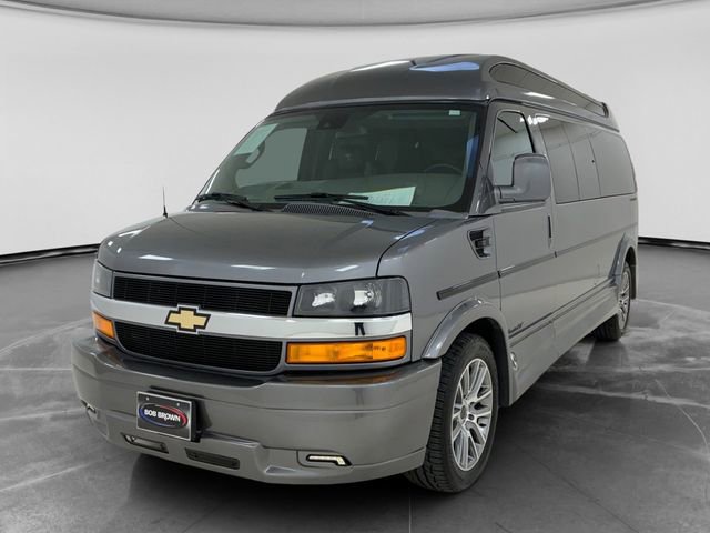 Used 2021 Chevrolet Express 3500 LS w/ Chrome Appearance Package image 6