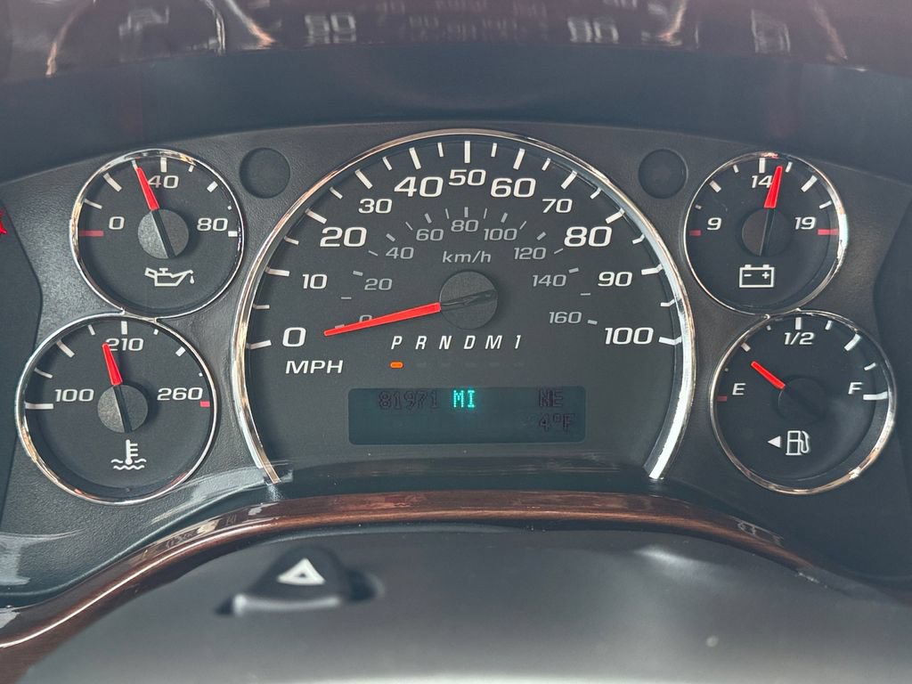 Used 2018 Chevrolet Express 2500 w/ Enhanced Convenience Package RWD image 13
