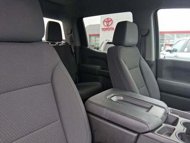 Used 2020 Chevrolet Silverado 1500 Custom w/ Custom Convenience Package image 13