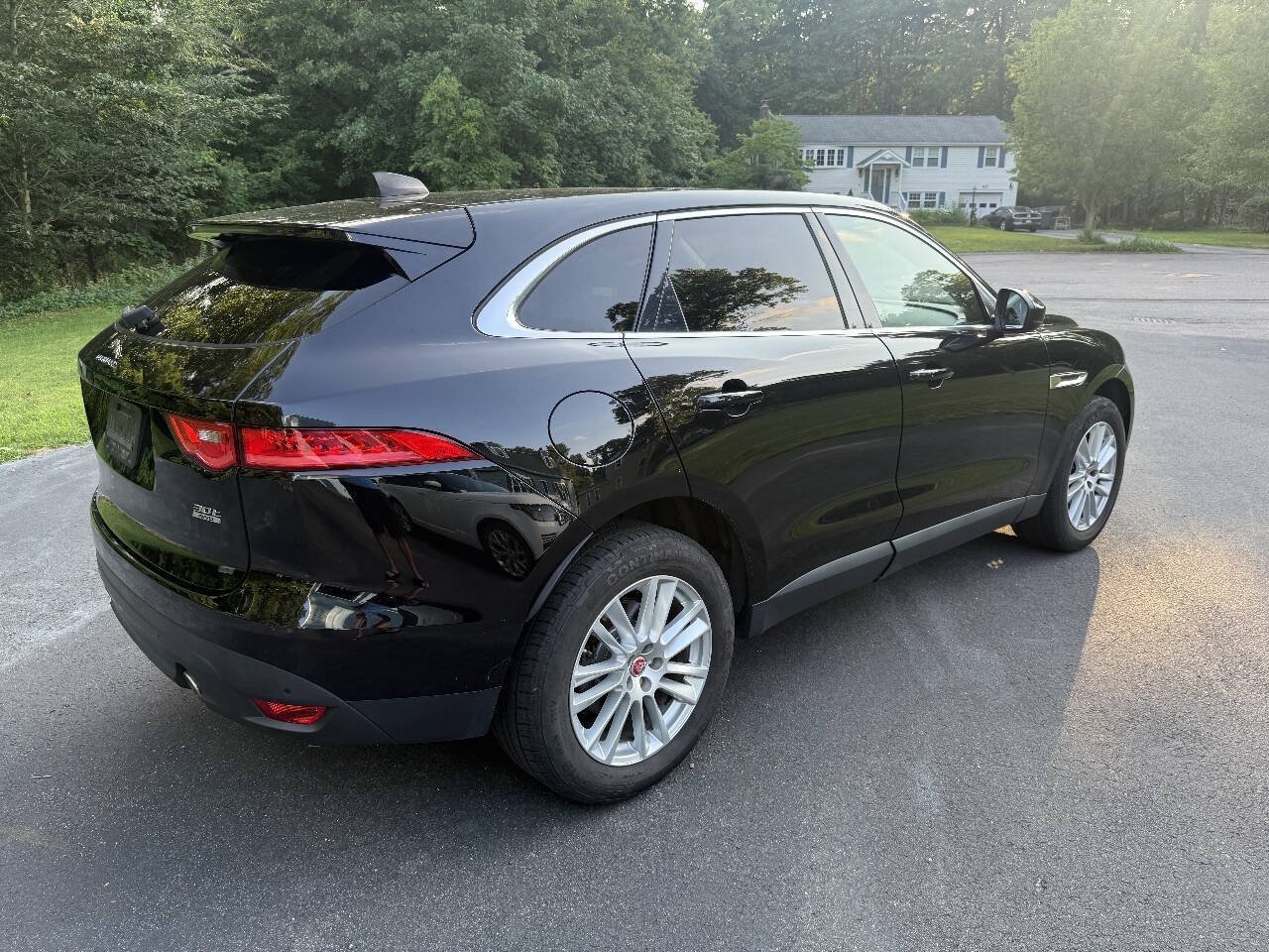 Used 2020 Jaguar F-PACE Prestige AWD/4WD image 5