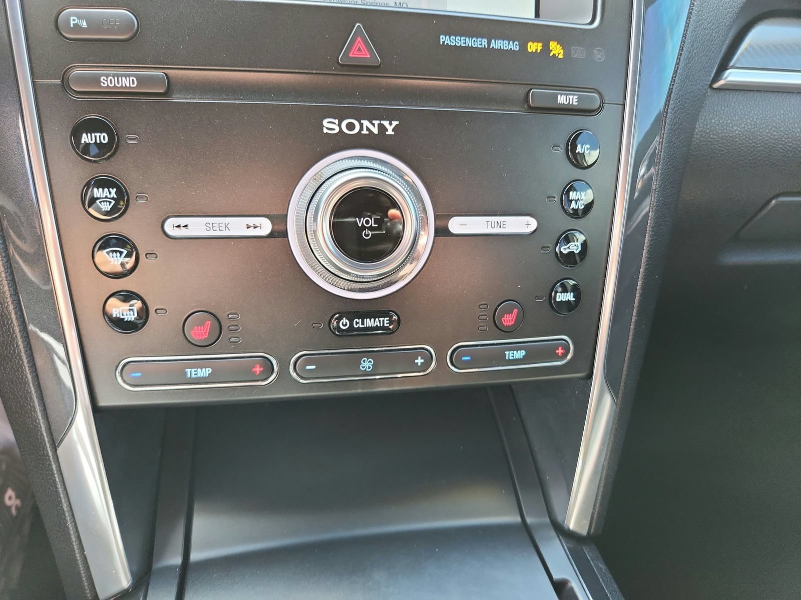 Used 2019 Ford Explorer Sport AWD/4WD image 21