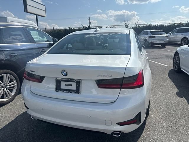 Used 2021 BMW 330i xDrive Sedan w/ Premium Package AWD/4WD image 9