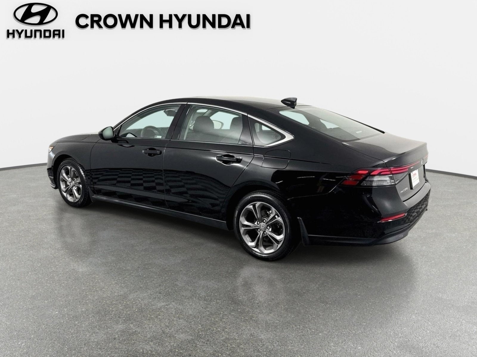 Used 2023 Honda Accord EX image 8