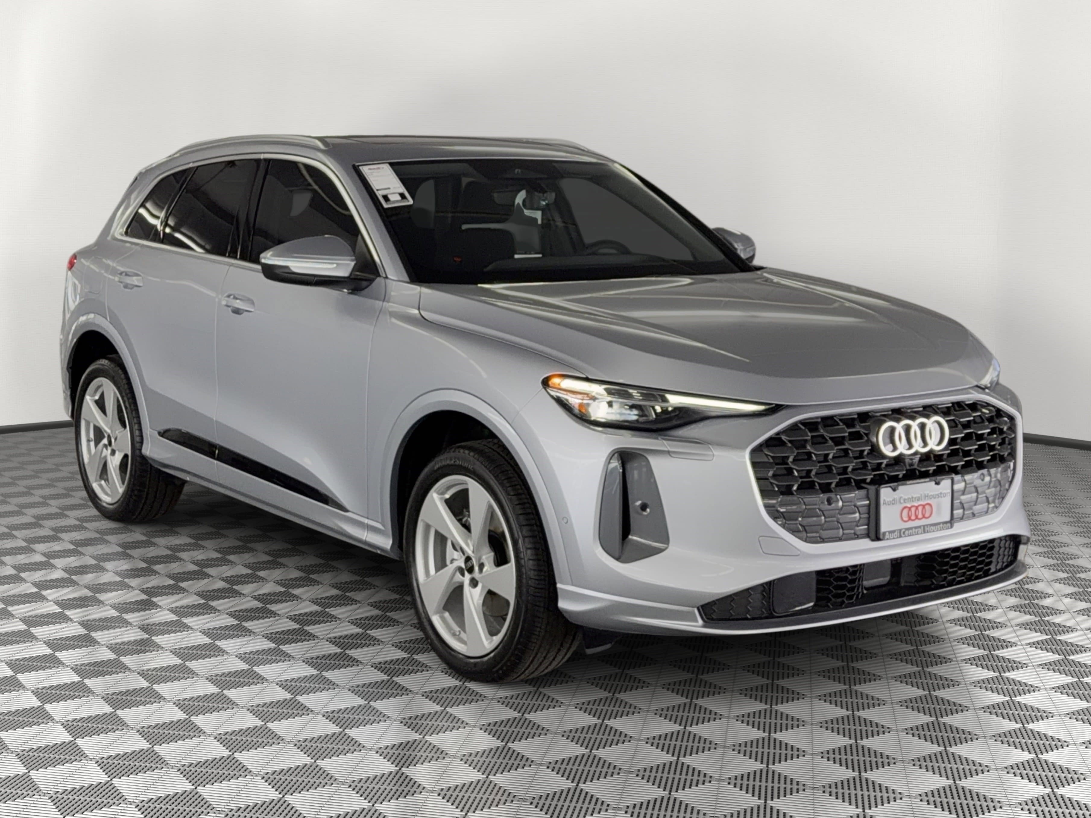 New 2026 Audi Q5 Premium Plus image 7
