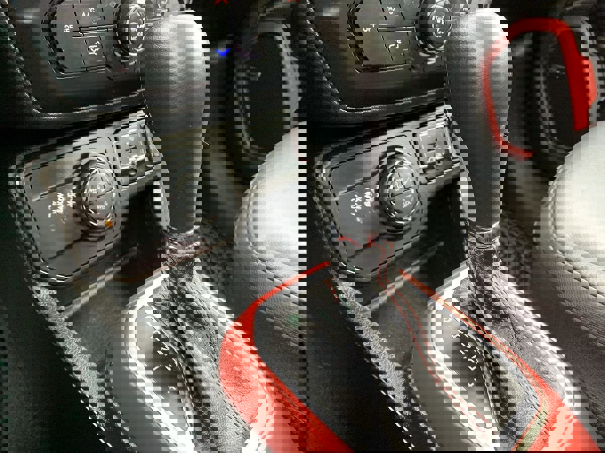 Used 2021 Jeep Renegade Trailhawk w/ Sun & Sound Group image 32