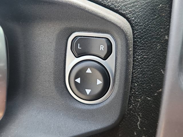 Used 2020 Jeep Wrangler Sport AWD/4WD image 16