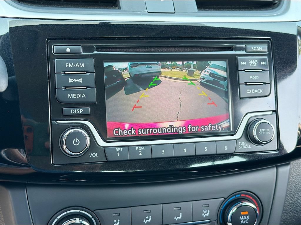 Used 2016 Nissan Sentra SV FWD image 14