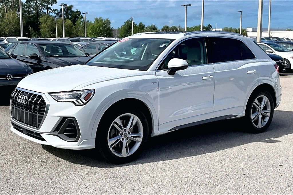 Used 2020 Audi Q3 2.0T Premium Plus w/ Premium Plus Package image 9