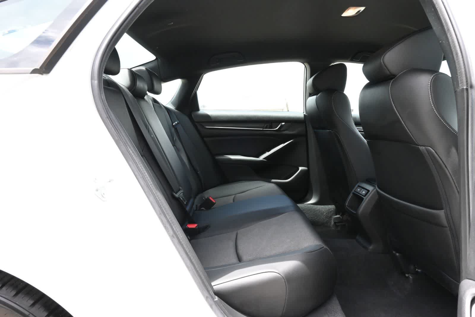 Used 2021 Honda Accord Sport image 21