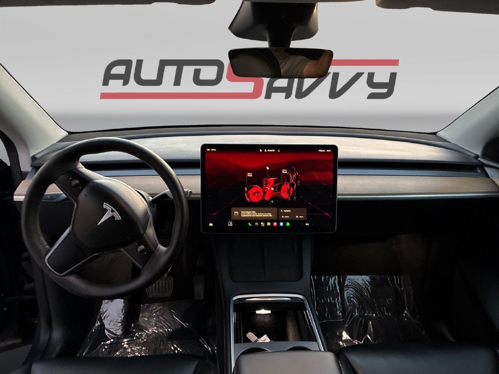 Used 2023 Tesla Model Y Long Range AWD/4WD image 17