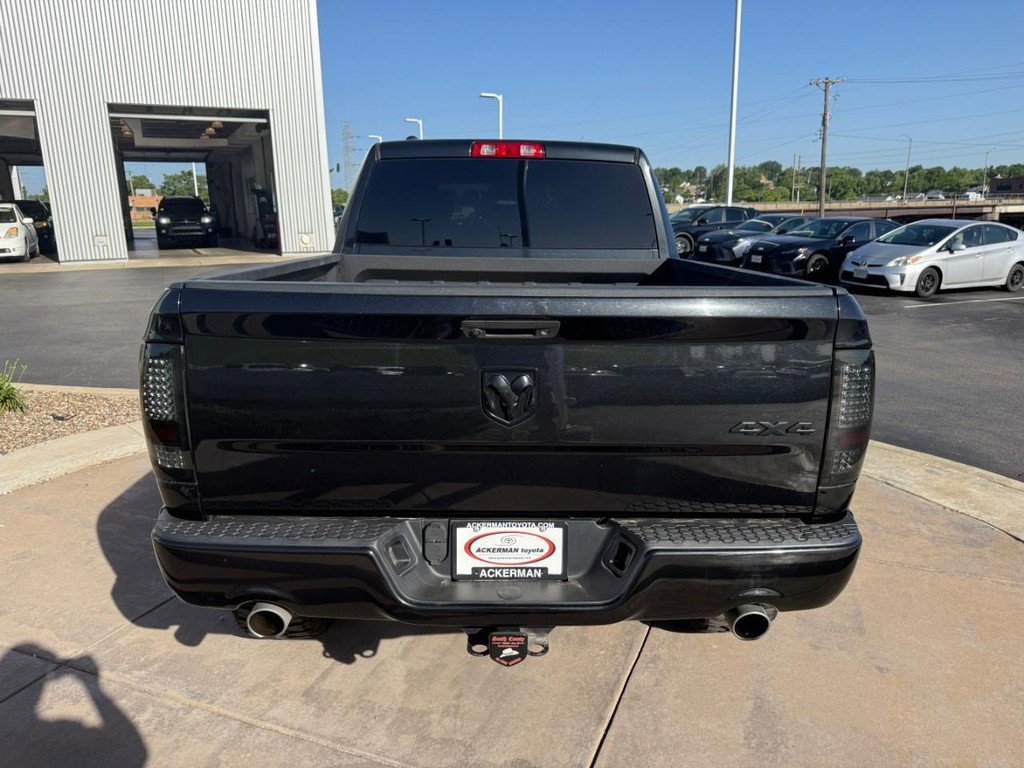 Used 2016 RAM 1500 Express w/ Black Ram 1500 Express Group AWD/4WD image 8