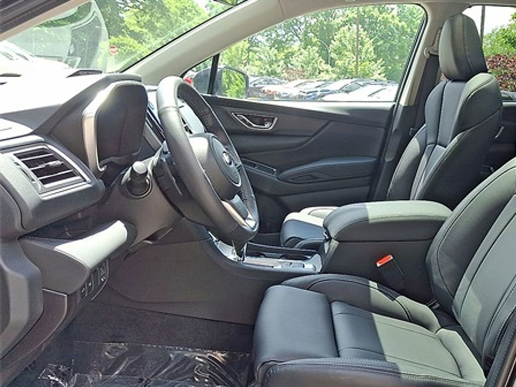 New 2025 Subaru Ascent Limited w/ Popular Package #1 image 16