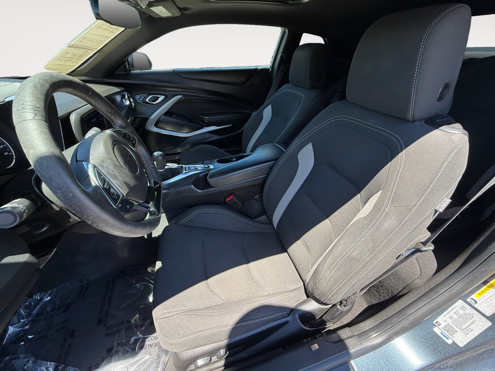 Used 2020 Chevrolet Camaro LT w/ 1LE Track Performance Package RWD image 10