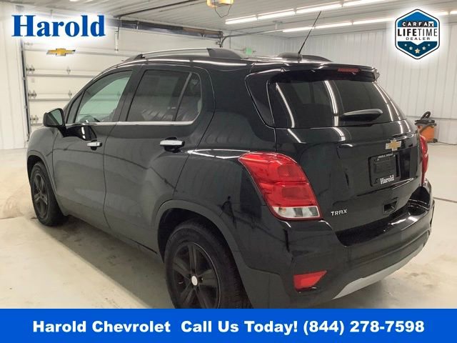 Used 2018 Chevrolet Trax LT w/ LT Convenience Package image 4