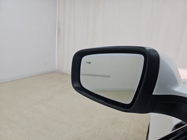 Used 2015 Buick LaCrosse Leather w/ Experience Buick Package image 11