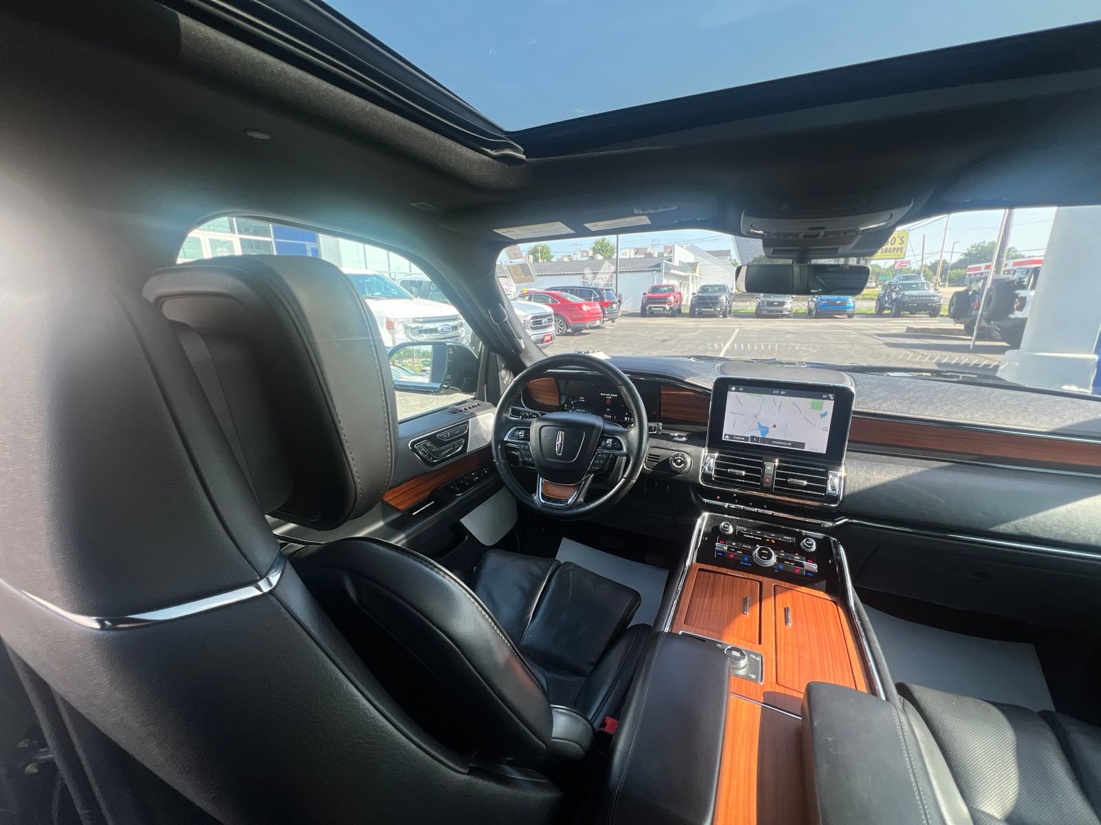 Used 2019 Lincoln Navigator L Reserve AWD/4WD image 44
