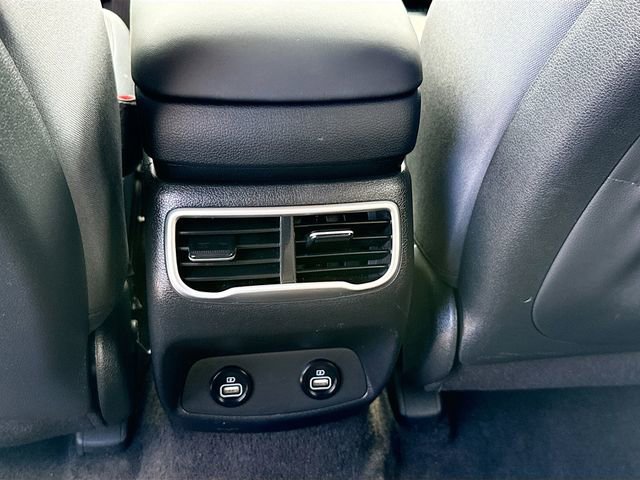 Used 2023 Hyundai Santa Fe SEL image 24