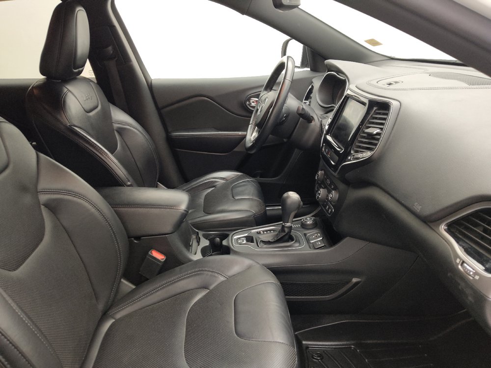 Used 2019 Jeep Cherokee High Altitude AWD/4WD image 21