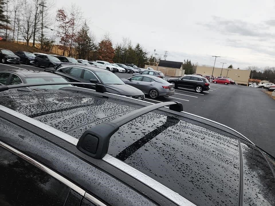 Used 2023 Hyundai Santa Fe SEL w/ Premium Package image 2