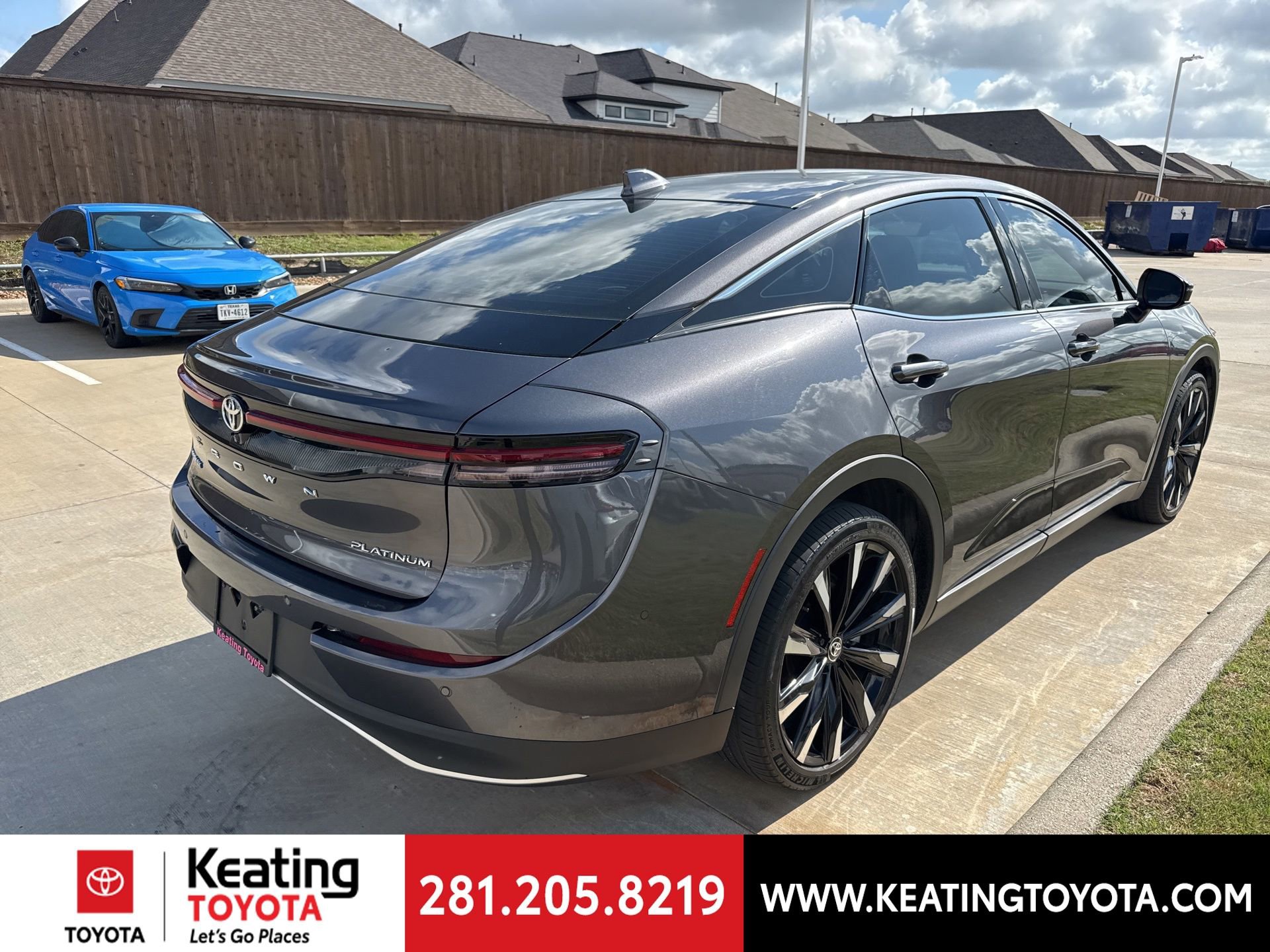 Used 2023 Toyota Crown Platinum image 7