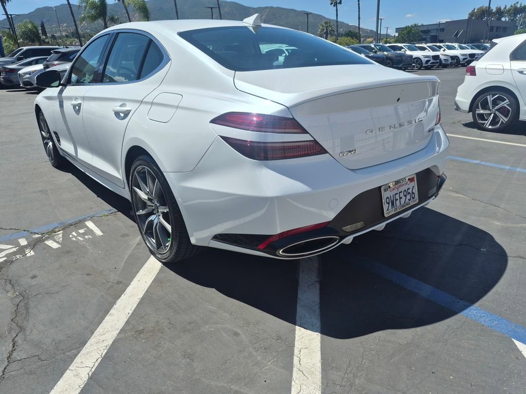 Used 2026 Genesis G70 2.5T image 10