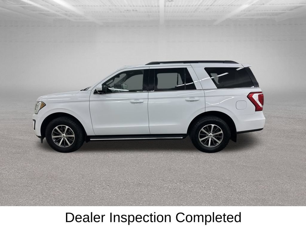 Used 2019 Ford Expedition XLT w/ Equipment Group 202A AWD/4WD image 9