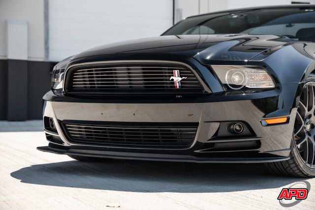 Used 2013 Ford Mustang GT Premium RWD image 24