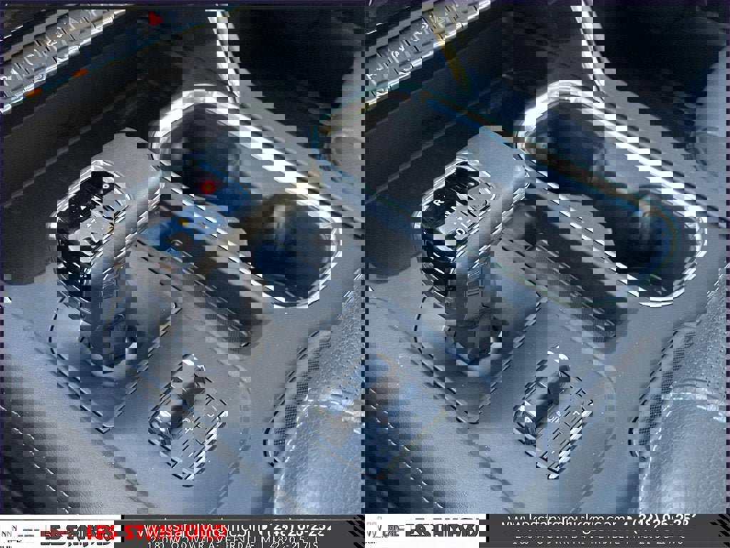 Used 2024 GMC Sierra 1500 Denali w/ Technology Package image 33