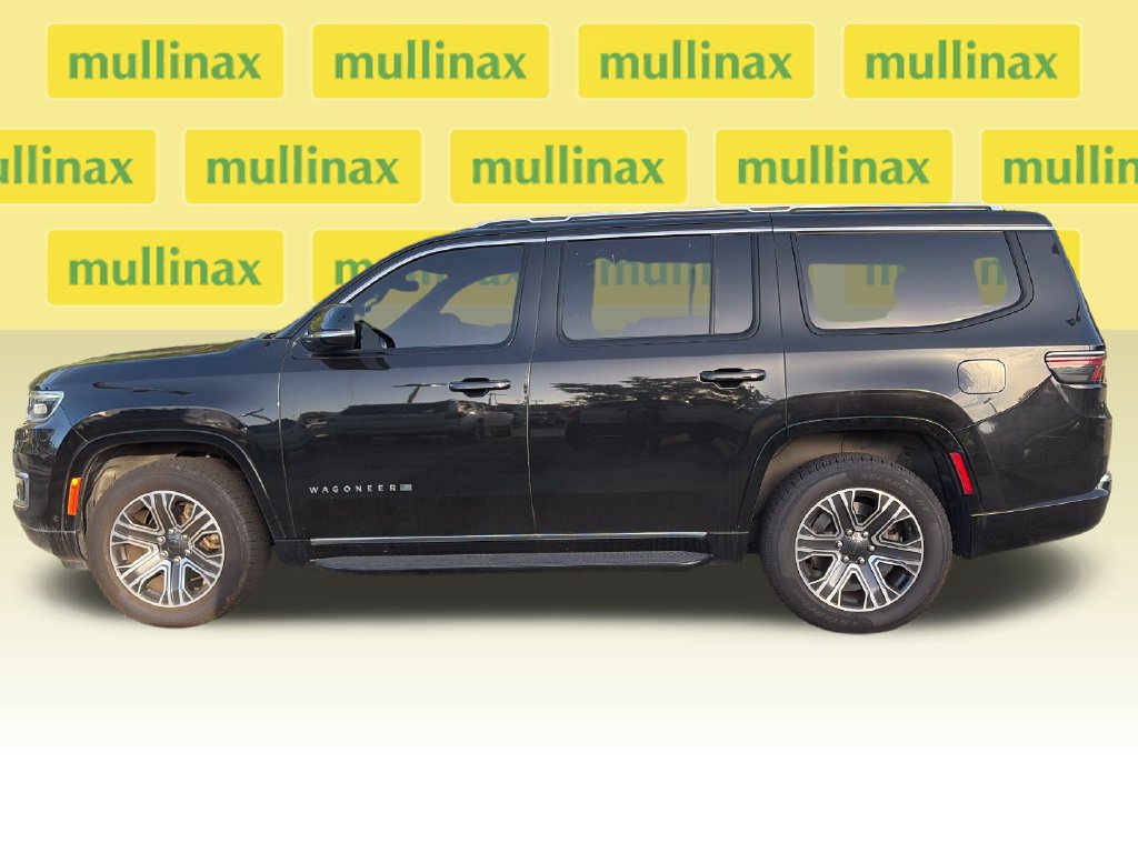 Used 2024 Jeep Wagoneer Series II w/ Flexible Seating Group RWD image 11