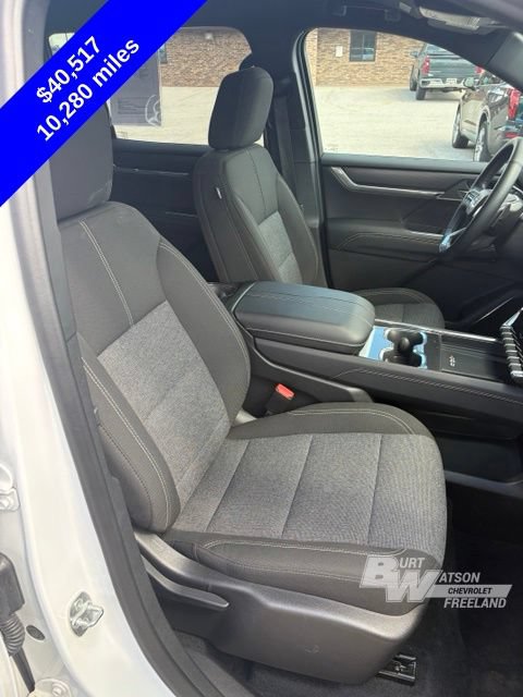 Used 2026 GMC Acadia Elevation FWD image 29