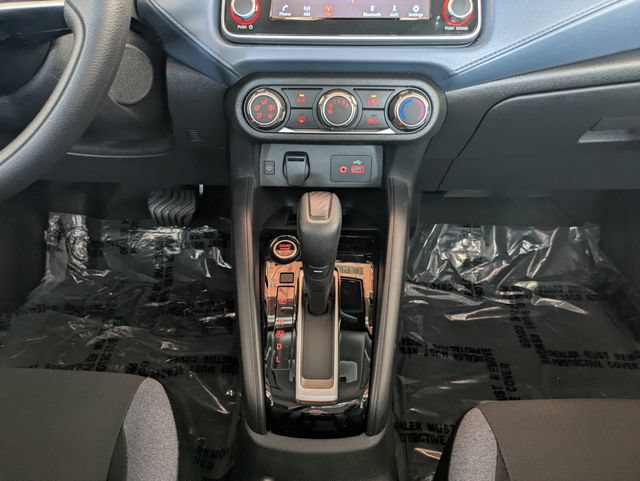Certified 2025 Nissan Versa SV w/ Trunk Package FWD image 19