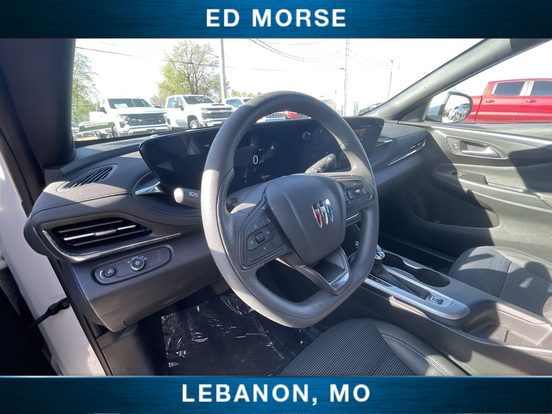 Used 2025 Buick Envista Preferred image 10