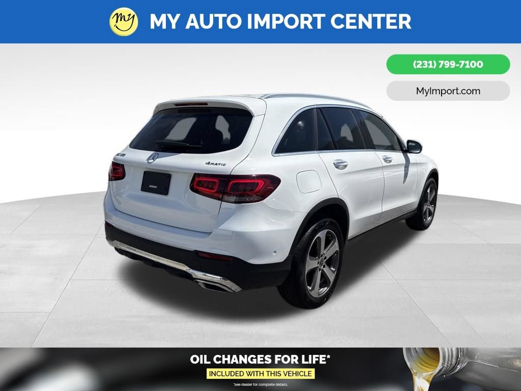 Used 2022 Mercedes-Benz GLC 300 4MATIC w/ Driver Assistance Package image 5