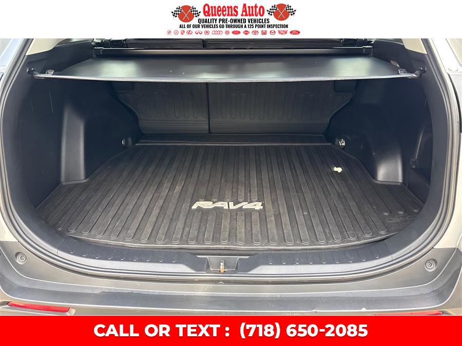 Used 2019 Toyota RAV4 XLE w/ All Weather Liner Package AWD/4WD image 14