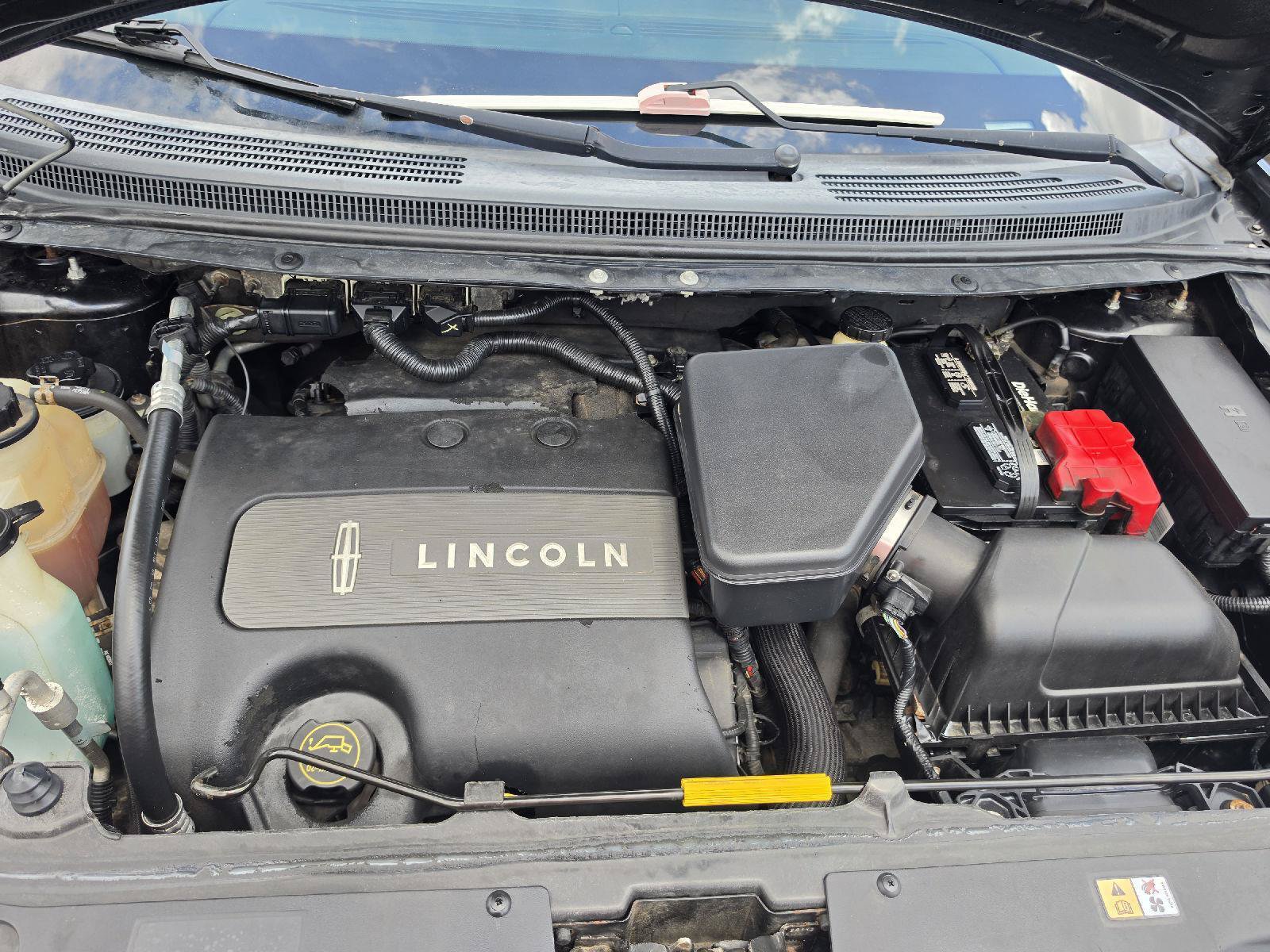 Used 2013 Lincoln MKX AWD image 25