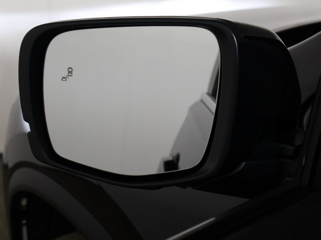 Used 2025 Honda Pilot EX-L image 35