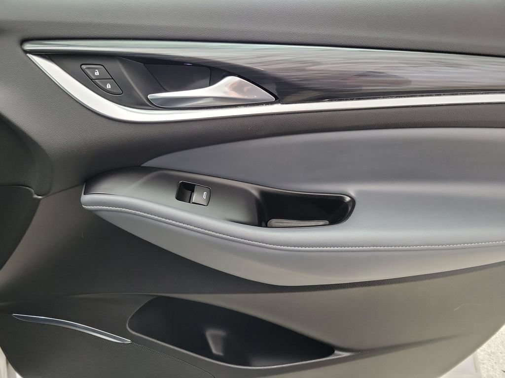 Certified 2018 Buick Enclave Essence FWD image 24