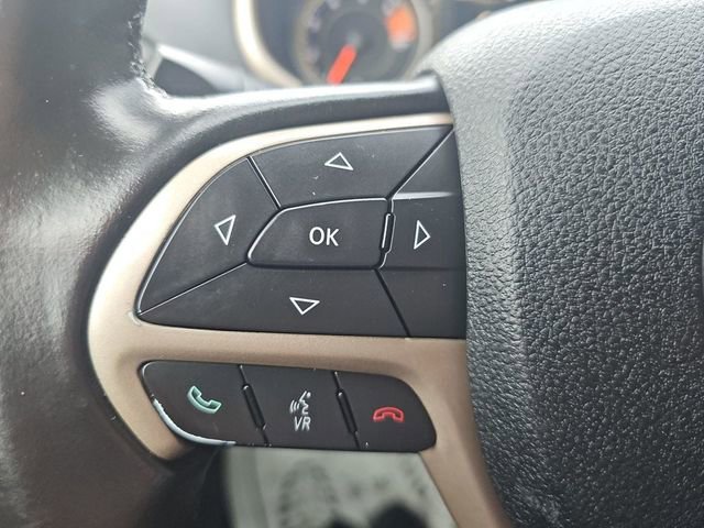 Used 2017 Jeep Cherokee Latitude w/ Comfort & Sound Group image 31