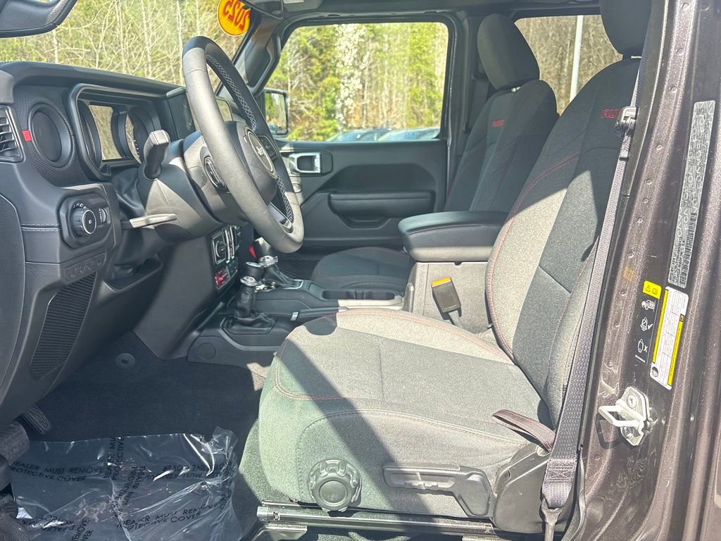 Used 2025 Jeep Wrangler Rubicon image 28
