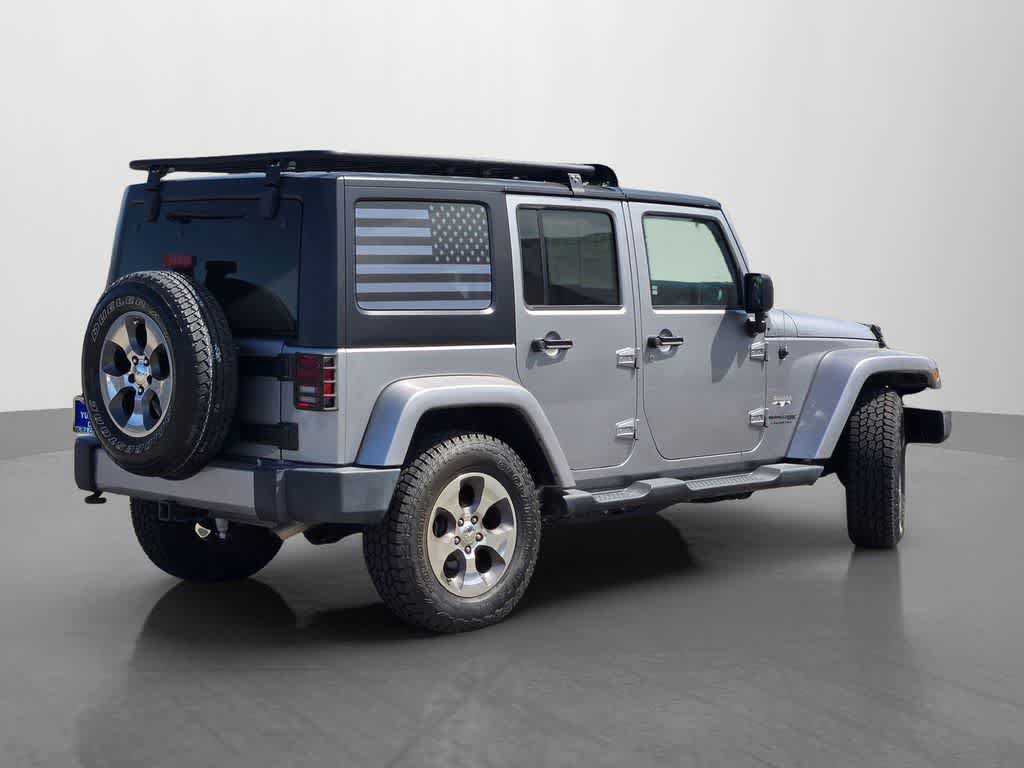 Used 2018 Jeep Wrangler Unlimited Sahara w/ Connectivity Group AWD/4WD image 6
