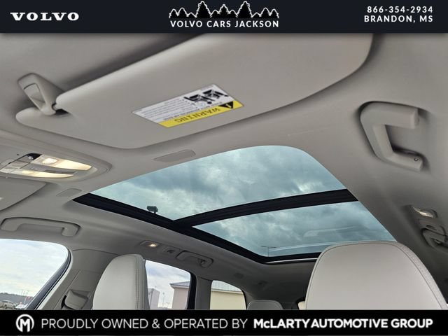 New 2026 Volvo XC60 T8 Ultra w/ Protection Package Premier AWD/4WD image 17