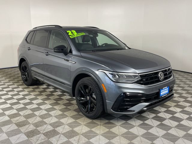 Used 2023 Volkswagen Tiguan SE R-Line FWD image 26
