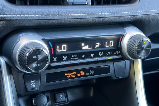 Certified 2022 Toyota RAV4 LE AWD/4WD image 22