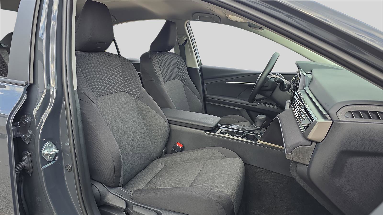 Used 2026 Toyota Camry LE FWD image 14
