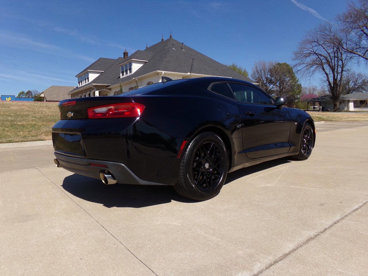 Used 2016 Chevrolet Camaro LT image 20