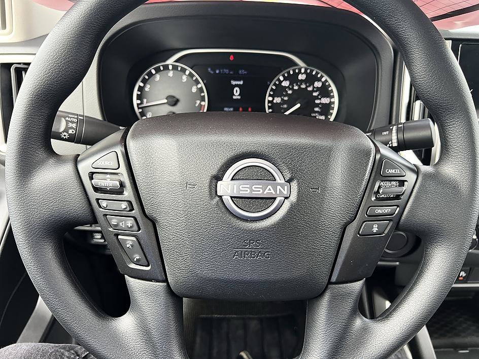 Certified 2025 Nissan Frontier SV image 22