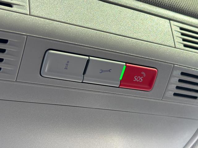 Used 2021 Volkswagen Tiguan S image 31