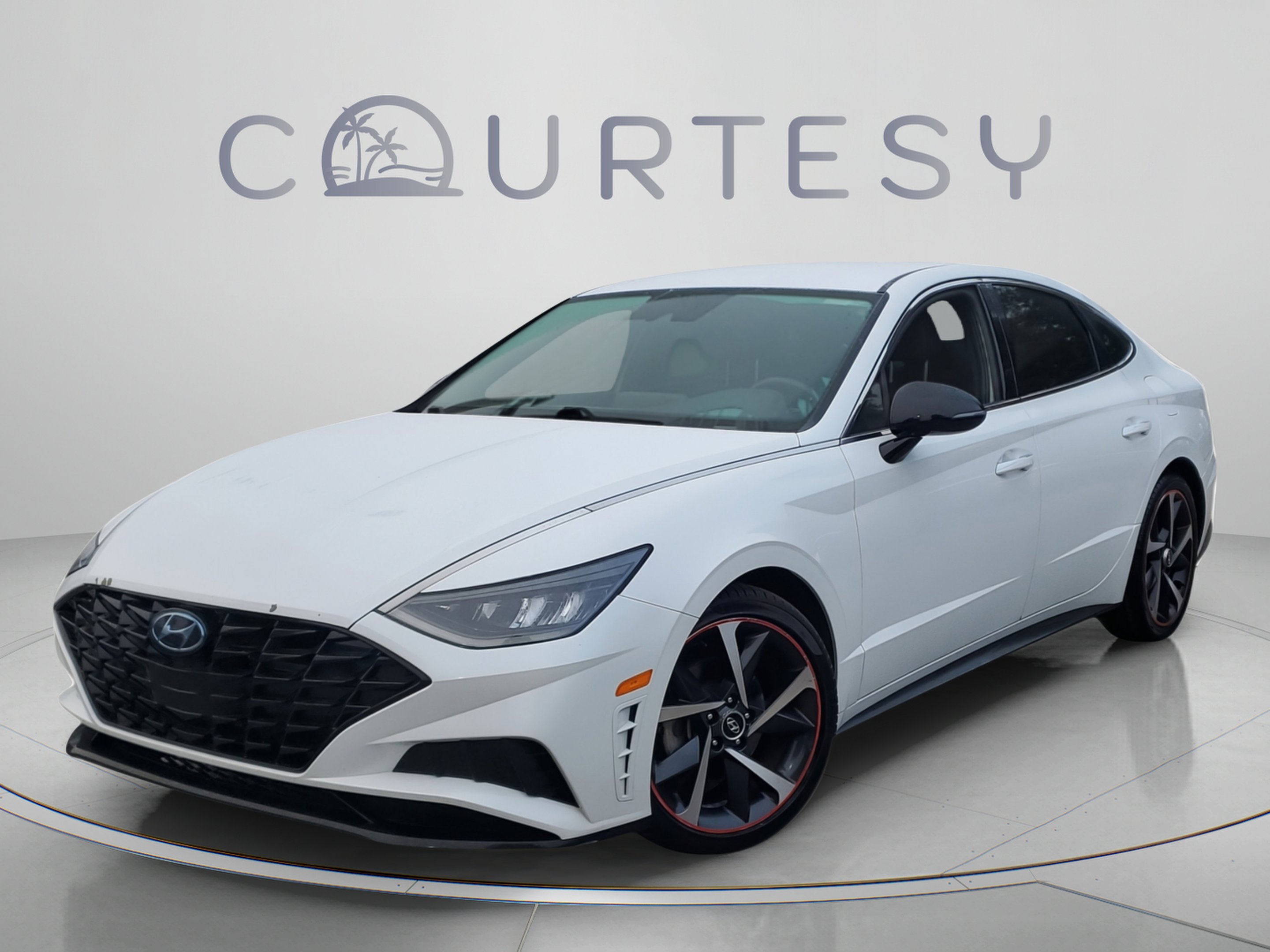 Used 2021 Hyundai Sonata SEL Plus FWD image 2